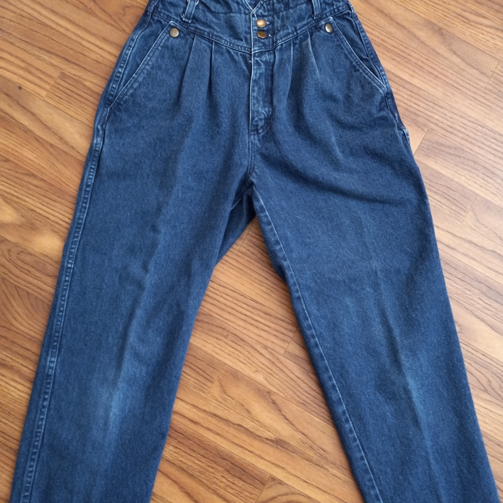 Vintage 80's High waist button jeans.
